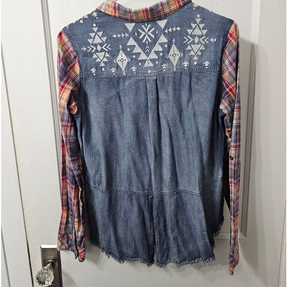 Miss Me Button Down Shirt Sz Large - Picture 3 of 5